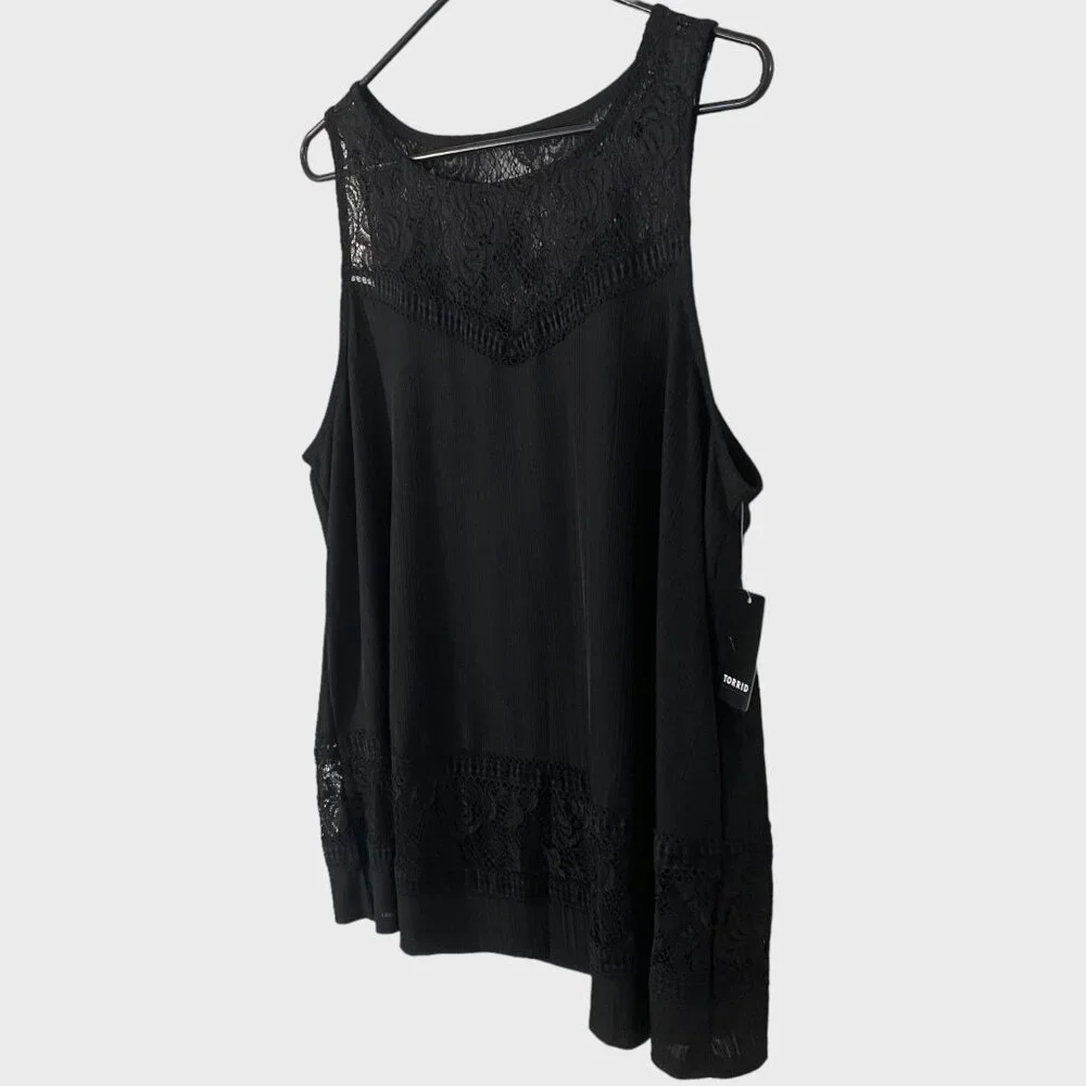 Torrid Lace Trim Inset Tank Women's Size 1X Black Sleeveless Scoop Neck Top New - Picture 2 of 12